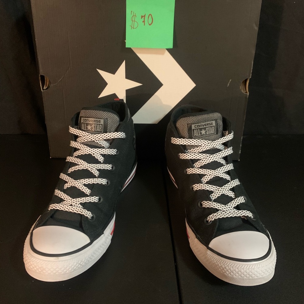 Great black converse 😁😁😁